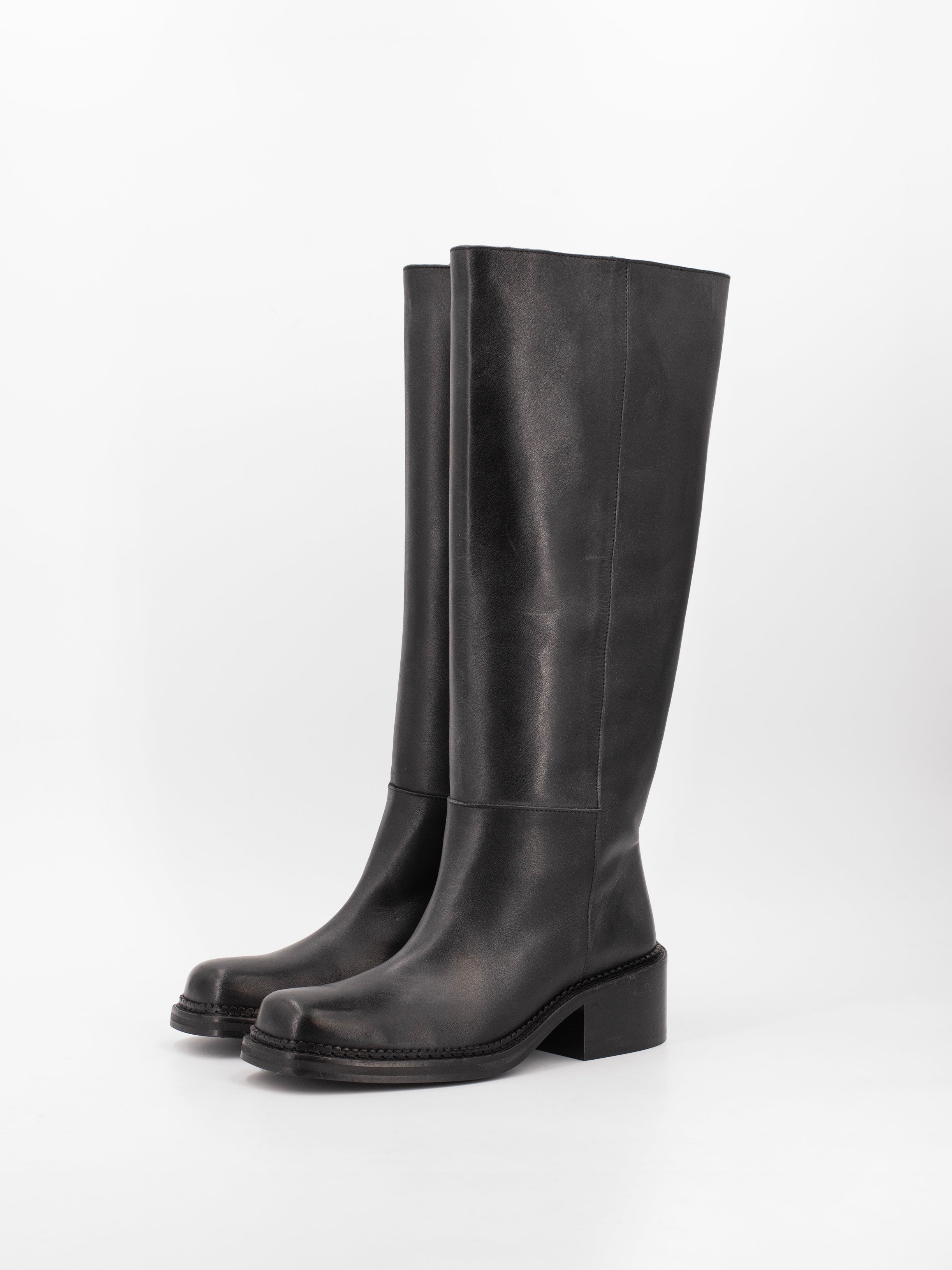COLUMBA LUXE BLACK