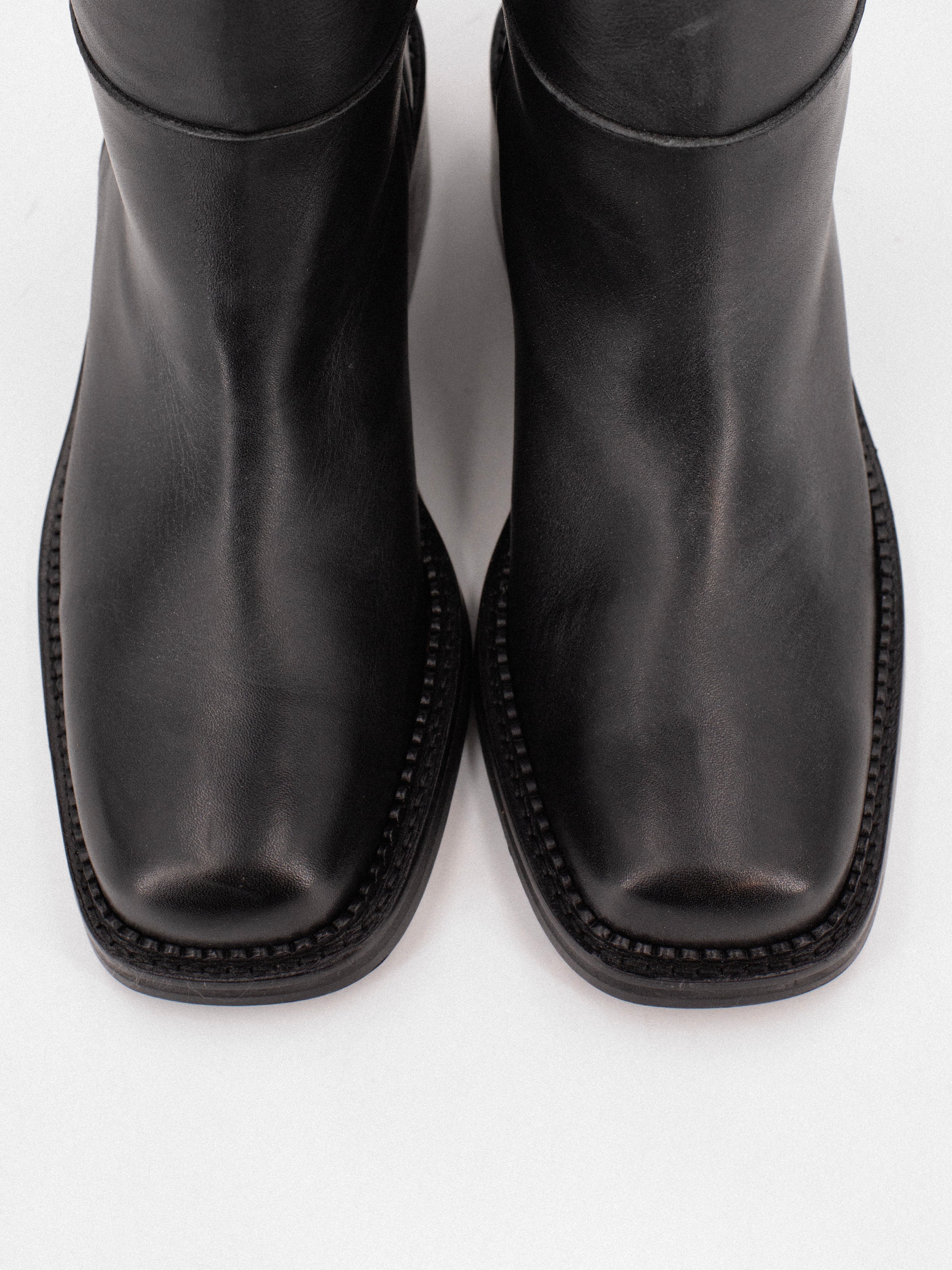 COLUMBA LUXE BLACK