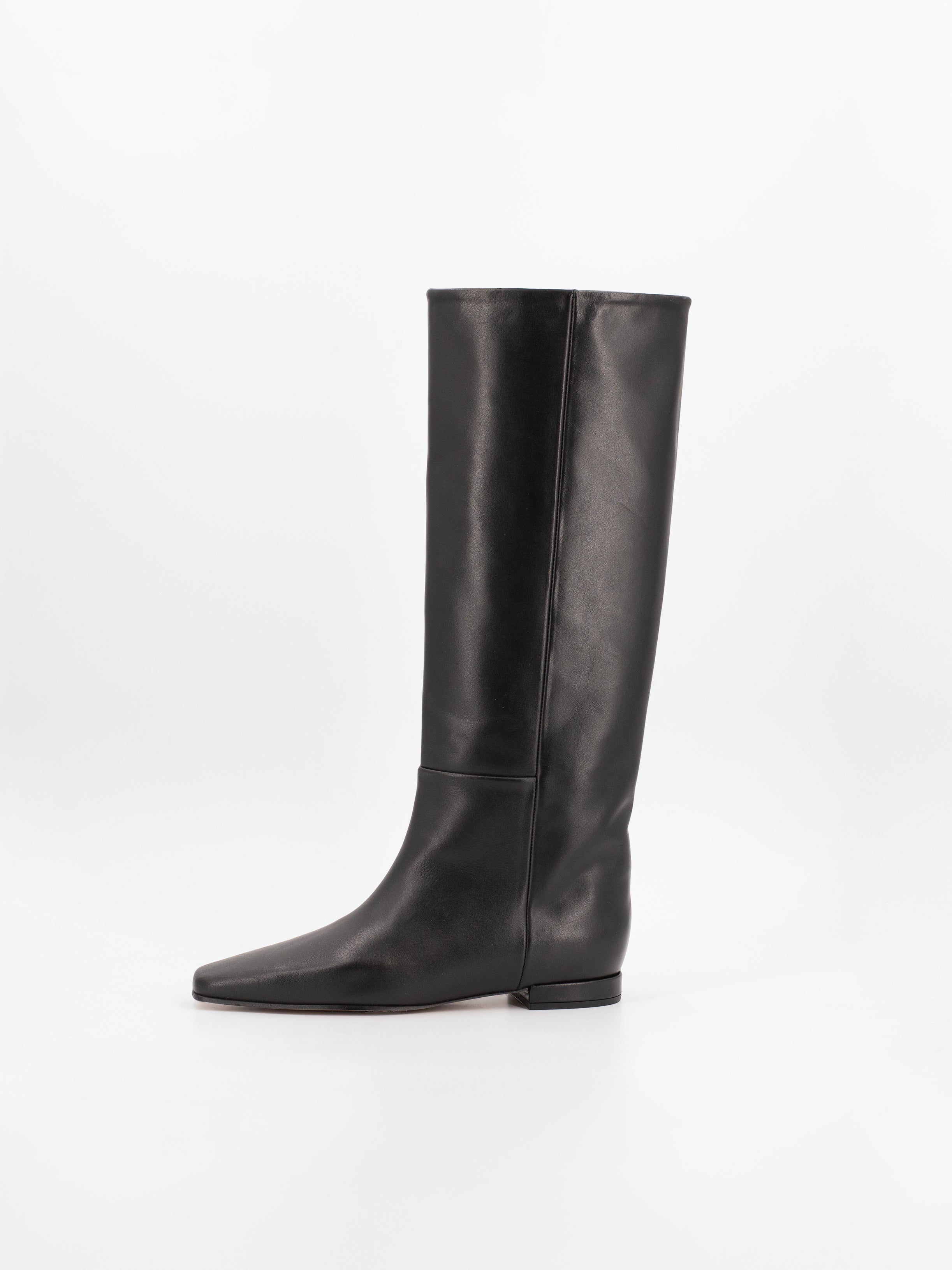 GIGI BLACK LUXE BOOT