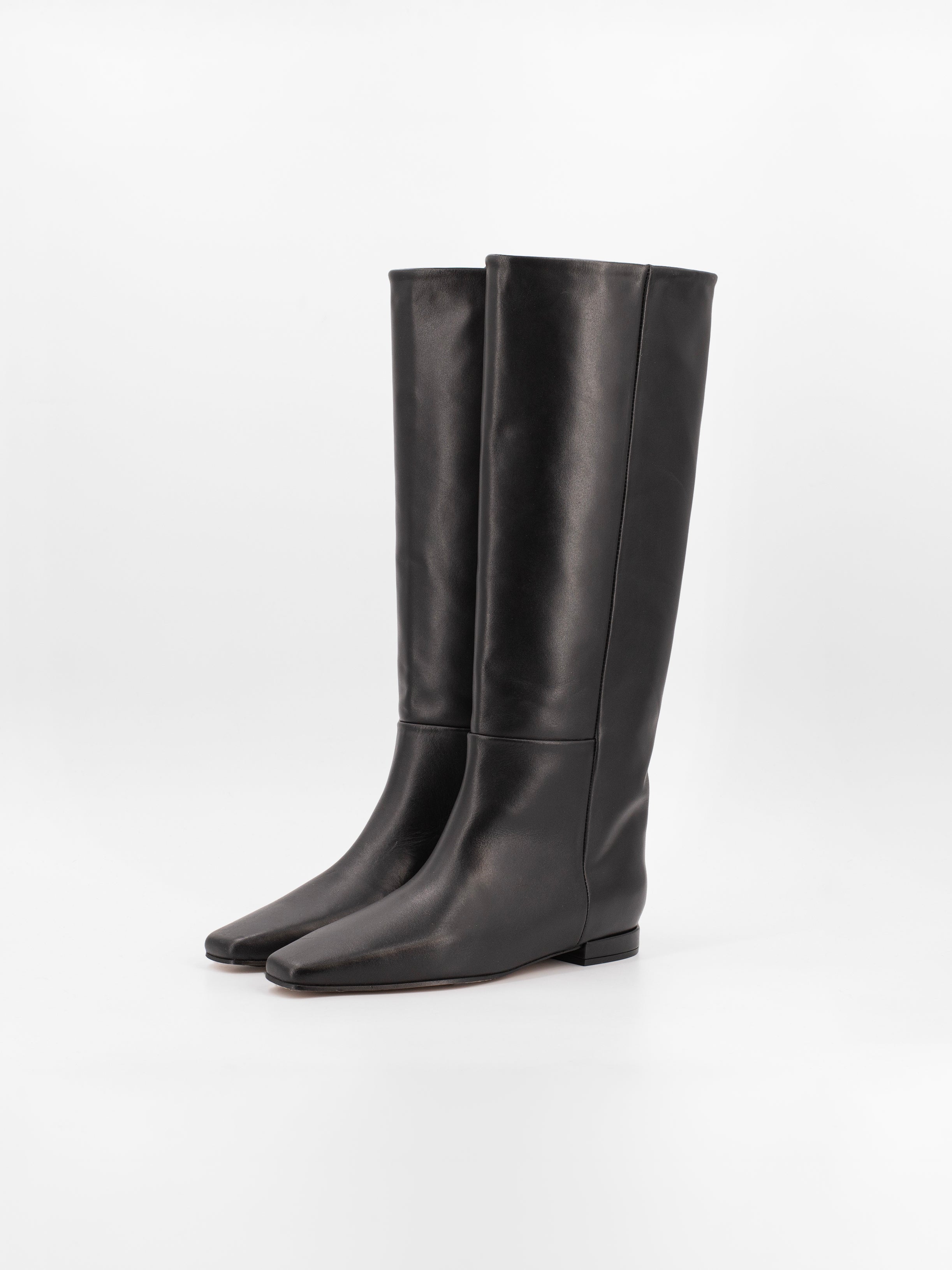 GIGI BLACK LUXE BOOT