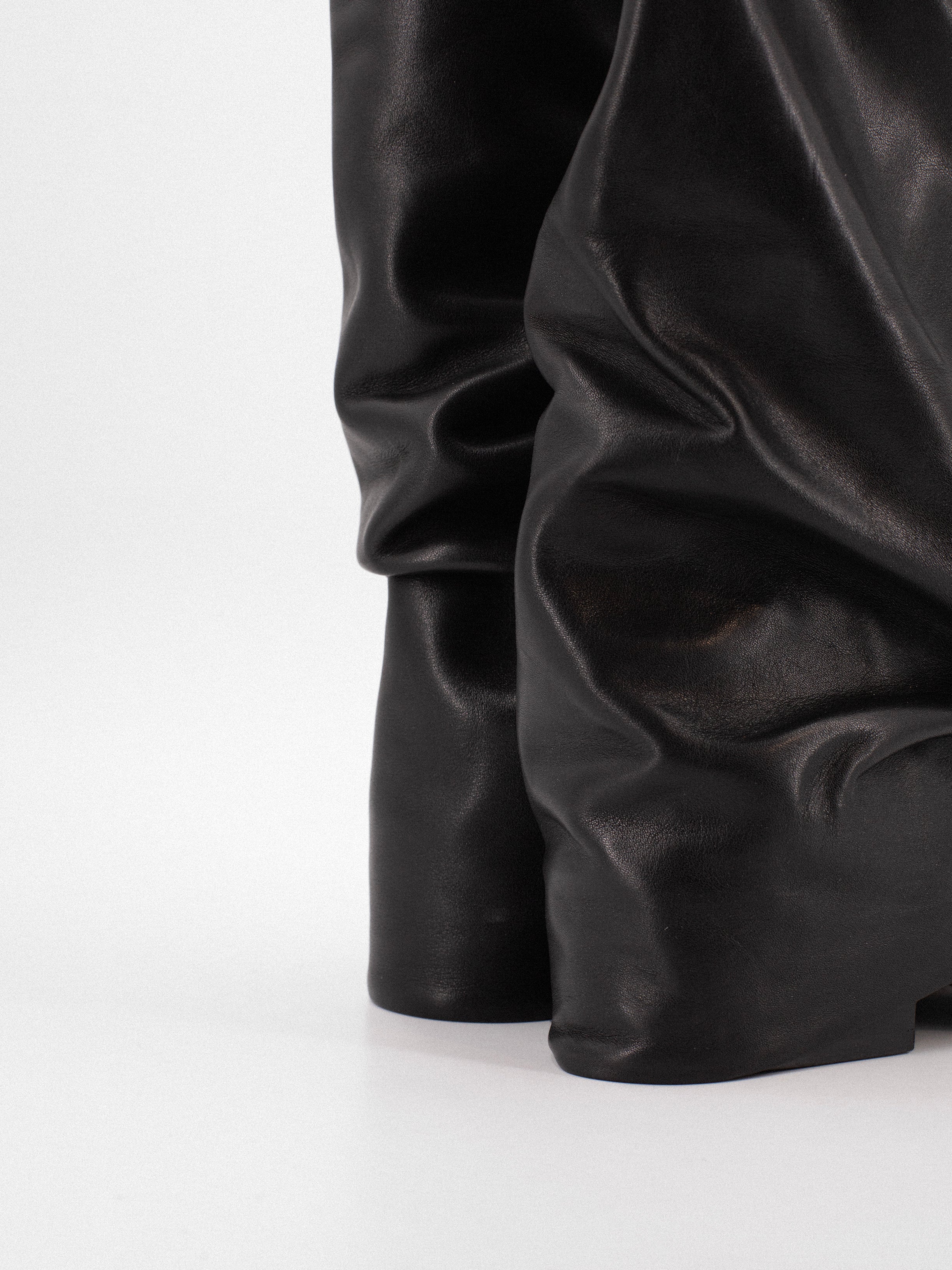 KORA URBAN BLACK BOOT