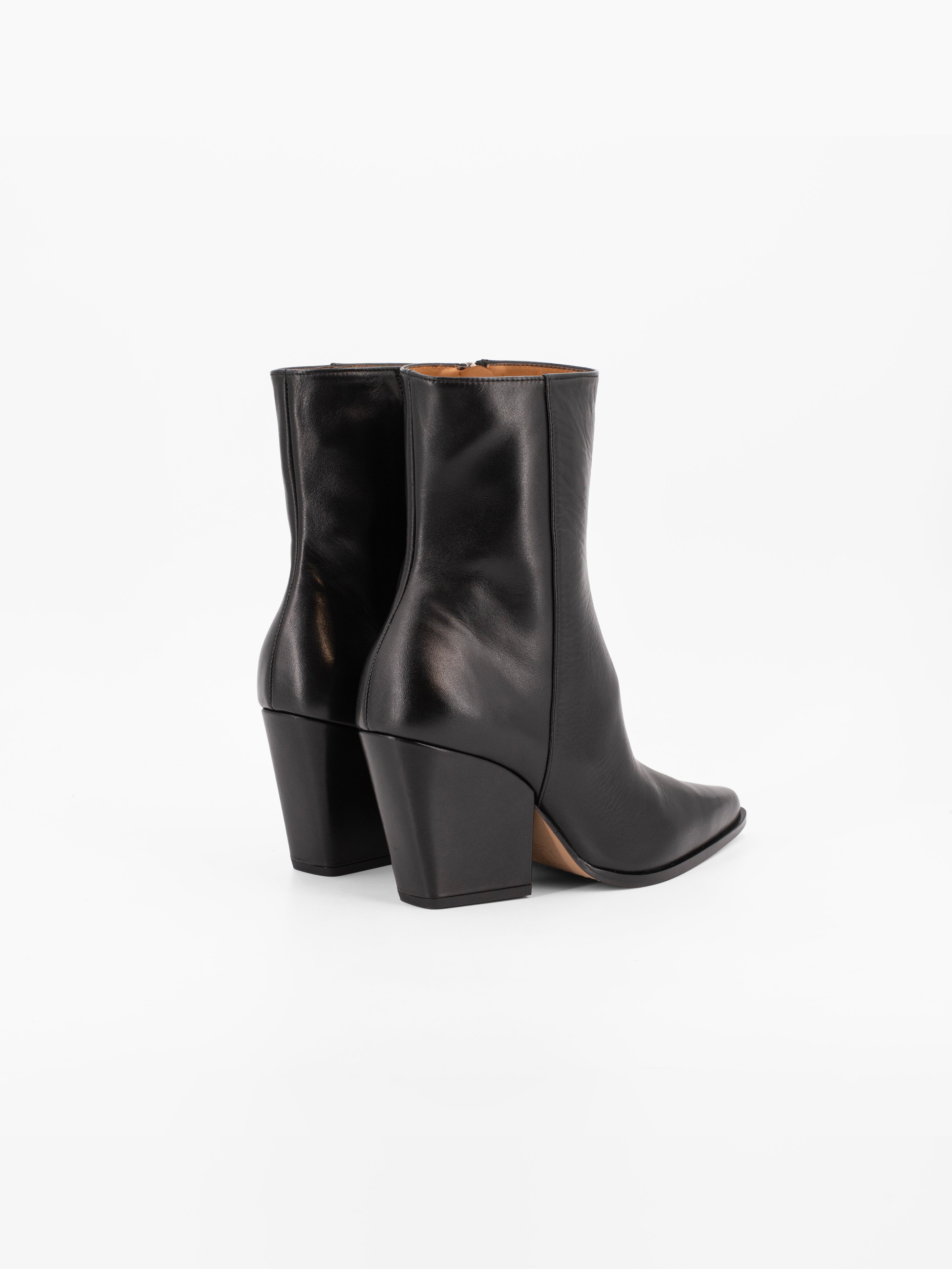 LUCIANA BLACK BOOTIES