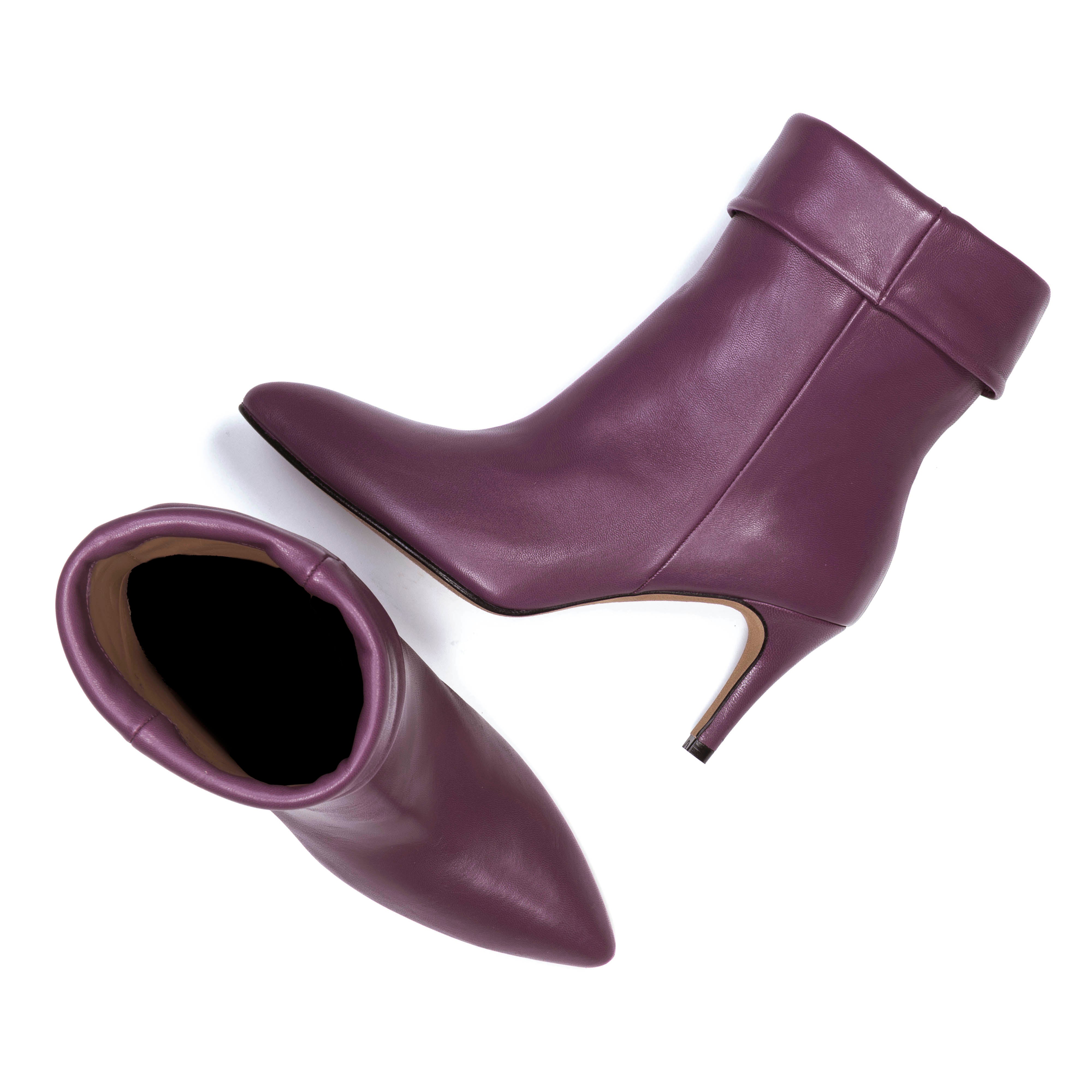 VIOLETTO-COLORED ANKLE BOOTS